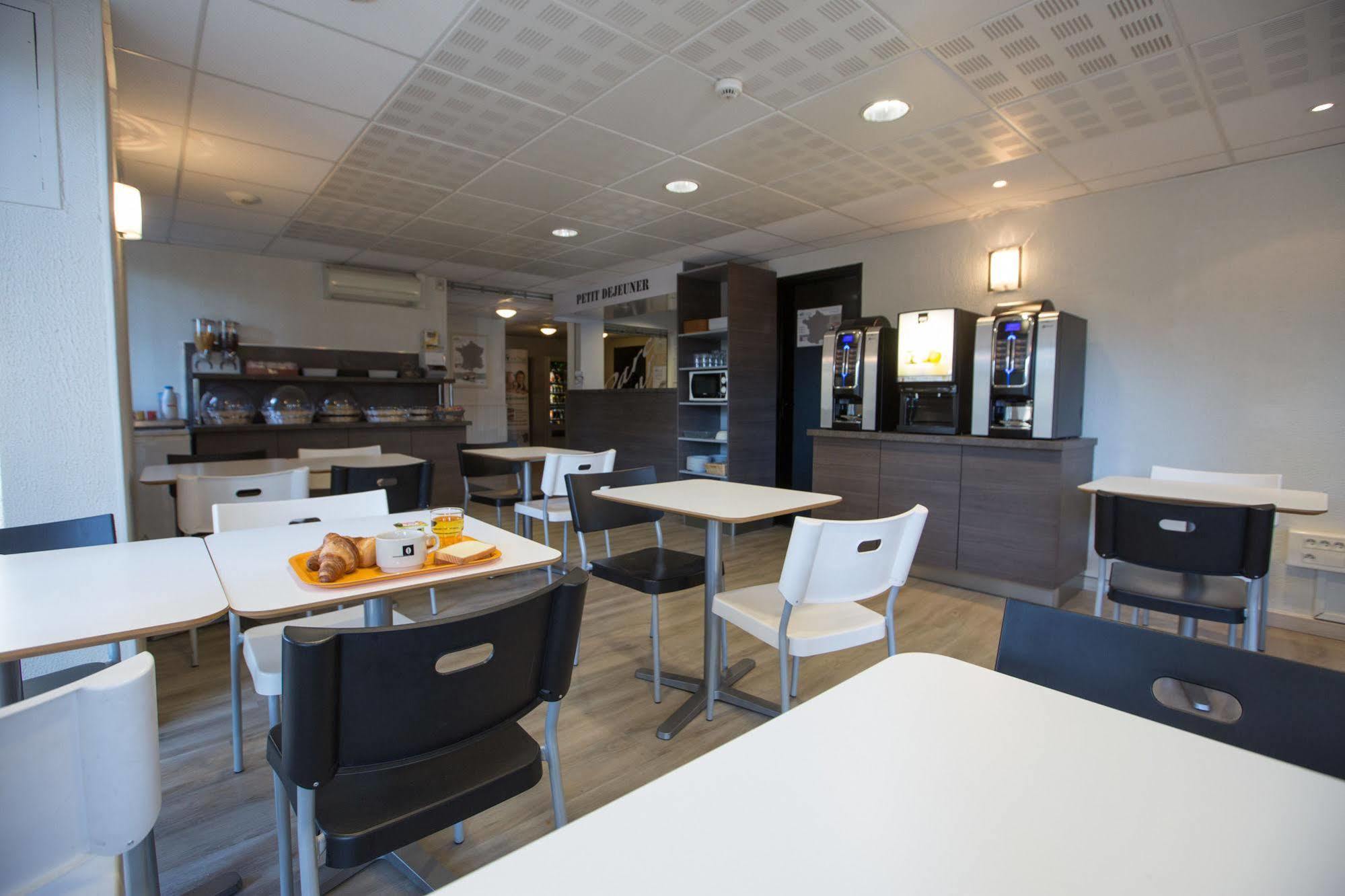 Hotel Parc Azur - Toulon Ольуль Экстерьер фото